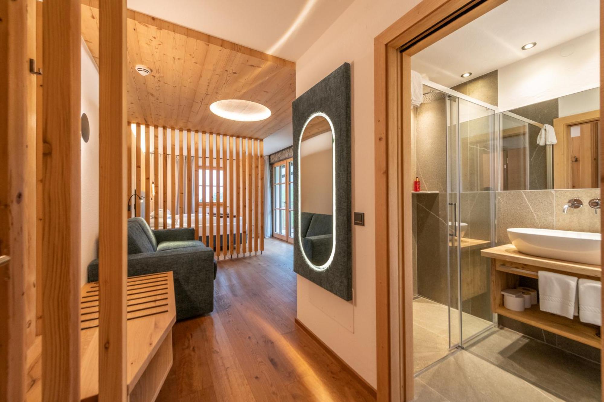 Berghotel Johanneshof Anterselva di Mezzo Luaran gambar