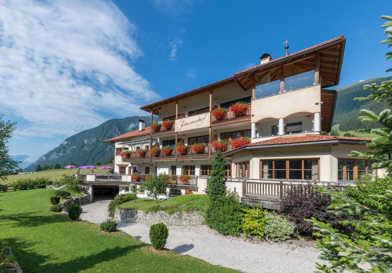 Berghotel Johanneshof Anterselva di Mezzo Luaran gambar