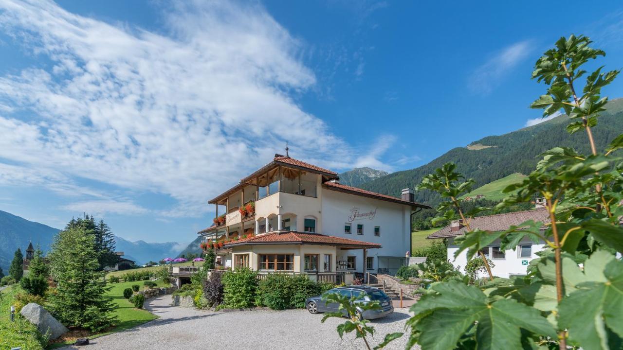 Berghotel Johanneshof Anterselva di Mezzo Luaran gambar