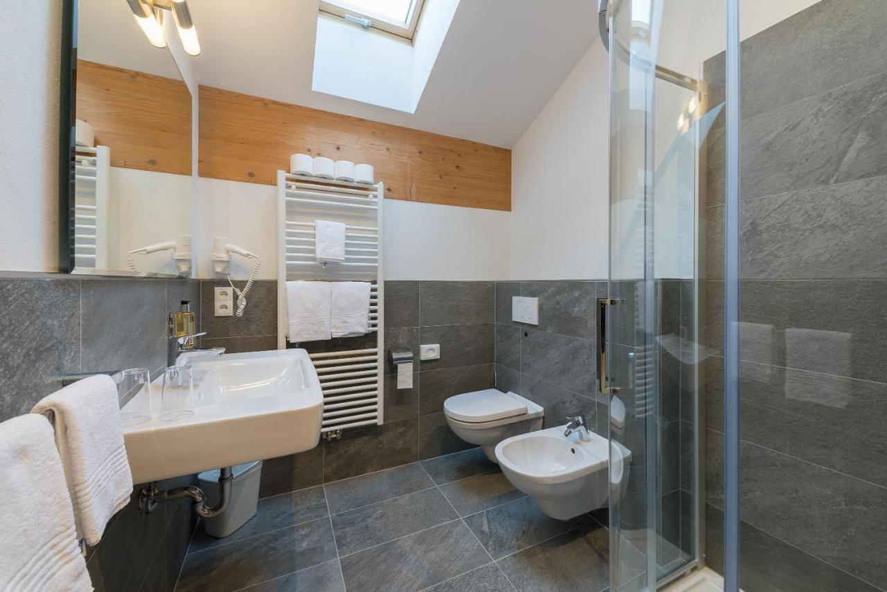 Berghotel Johanneshof Anterselva di Mezzo Luaran gambar
