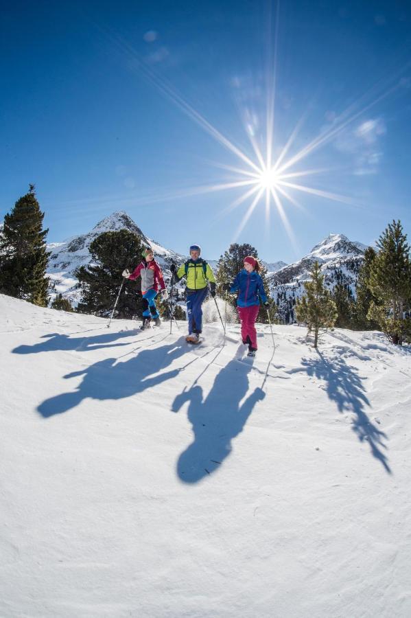 Berghotel Johanneshof Anterselva di Mezzo Luaran gambar