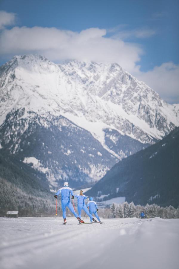 Berghotel Johanneshof Anterselva di Mezzo Luaran gambar